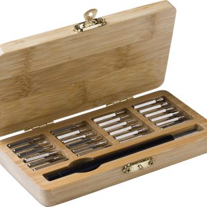 Boîte à outils dans un étui en bambou Willow